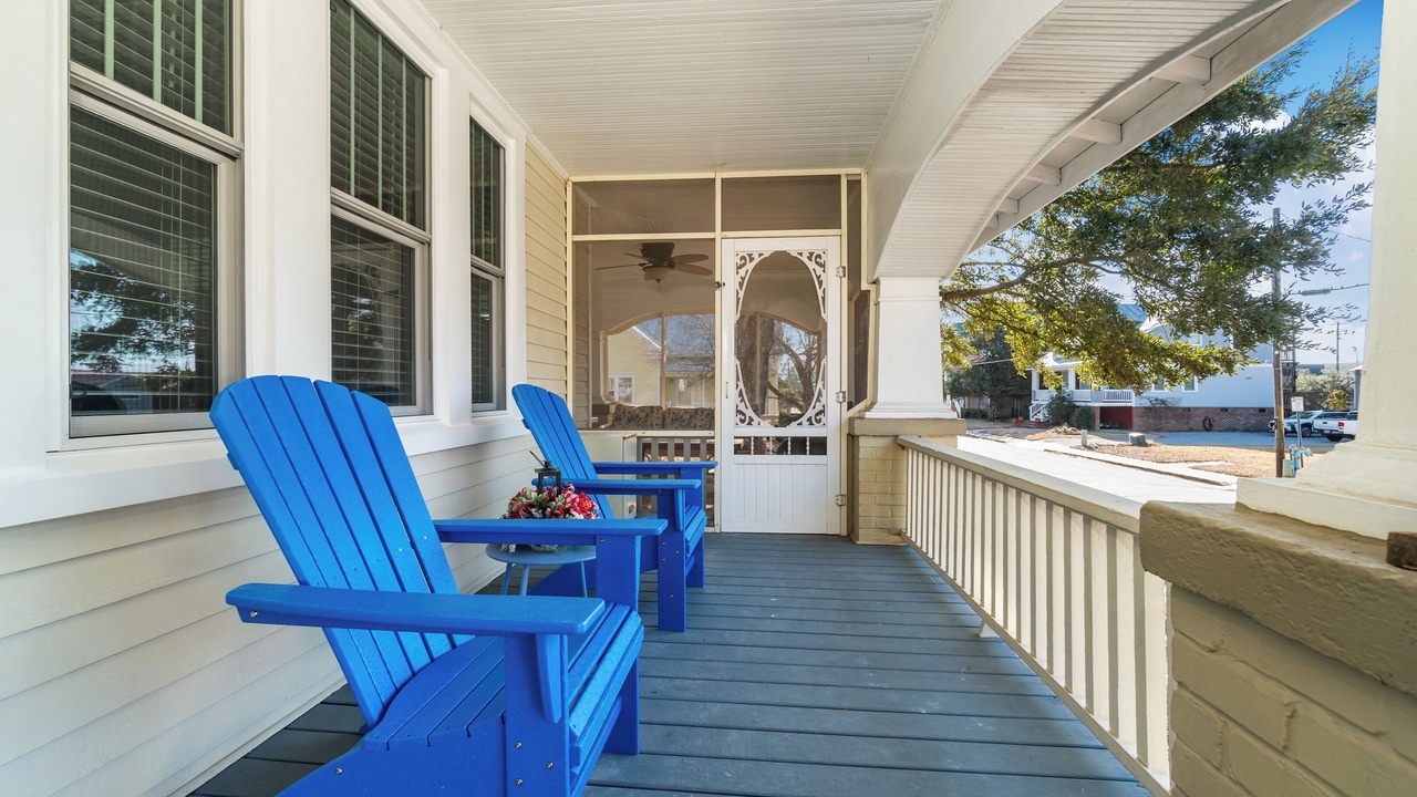 Photo of Patio Balcony in Oriental
