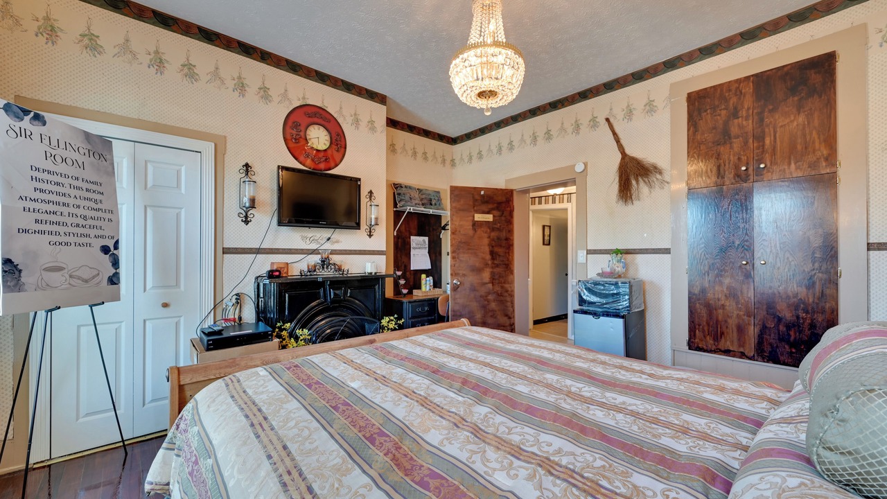 Photo of Bedroom in Vine Grove