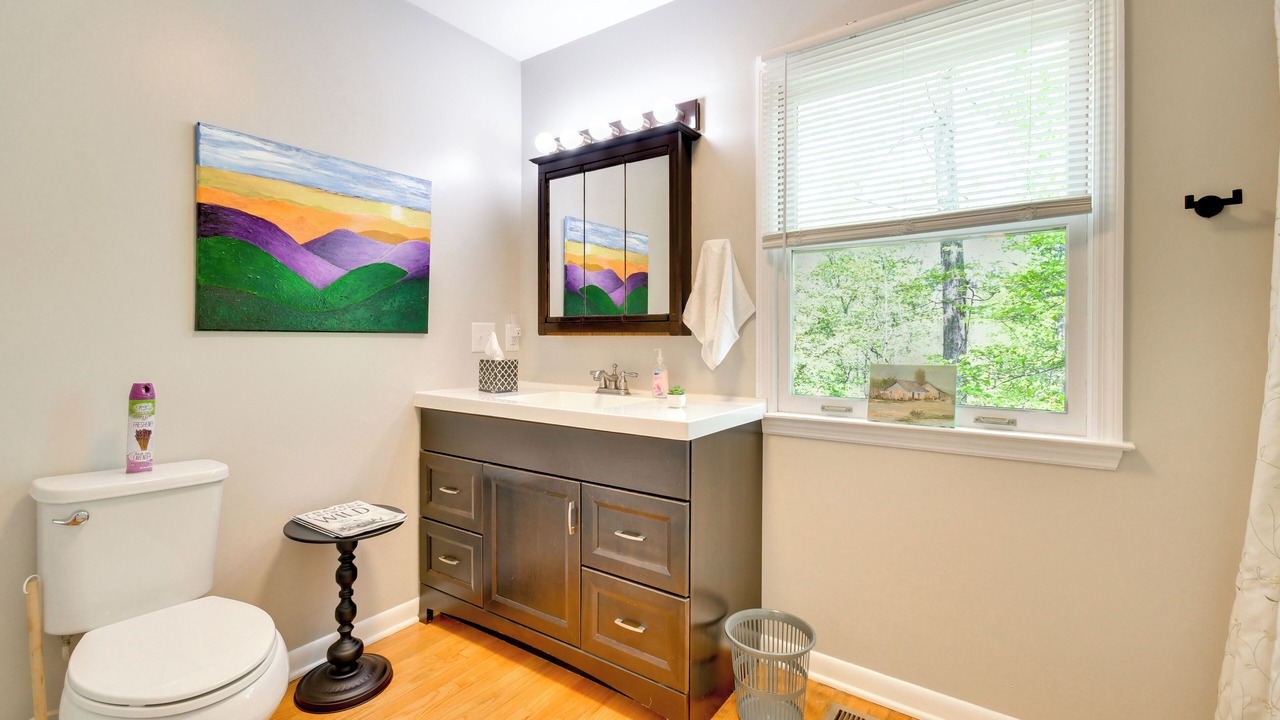 Photo of Bathroom in Lynn