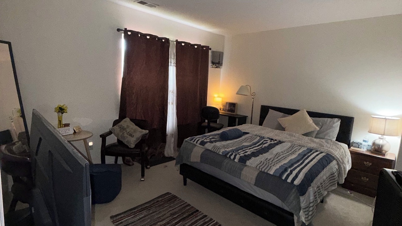 Photo of Bedroom in East Highland Park