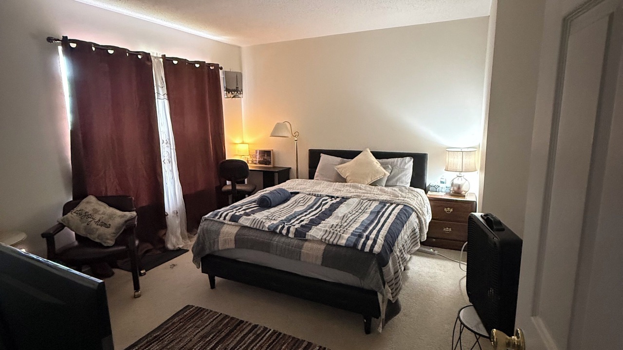 Photo of Bedroom in East Highland Park