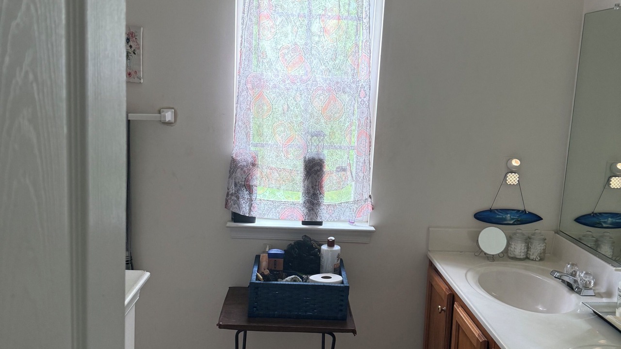 Photo of Bathroom in East Highland Park