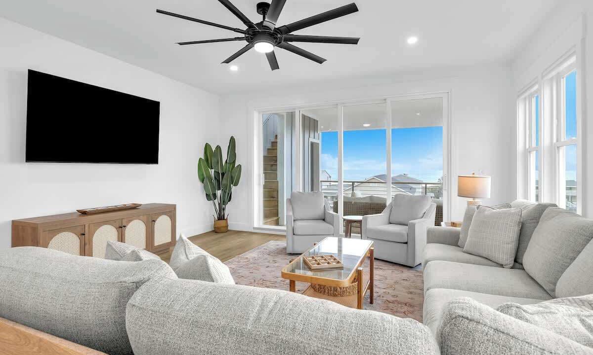 Photo of Livingroom in North Carolina Coast
