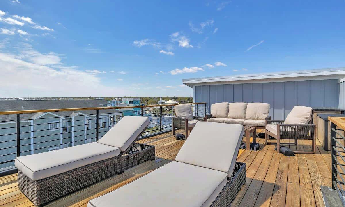 Photo of Patio Balcony in North Carolina Coast