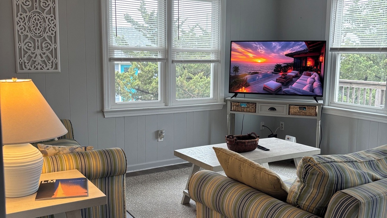 Photo of Livingroom in Avon