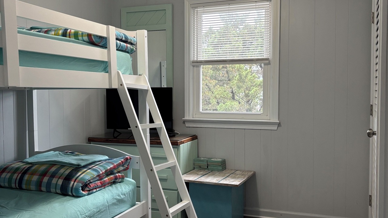 Photo of Bedroom in Avon