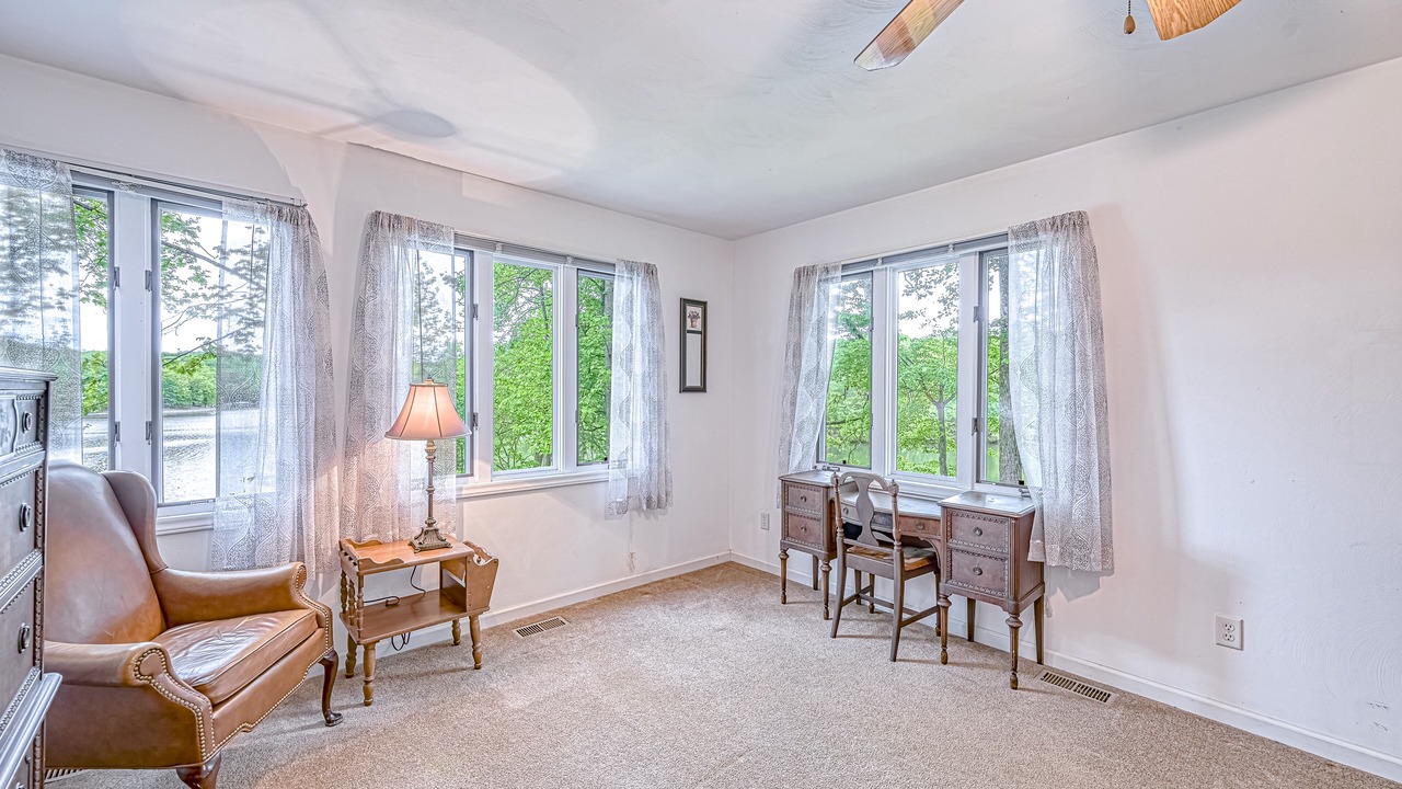 Photo of Livingroom in High Point