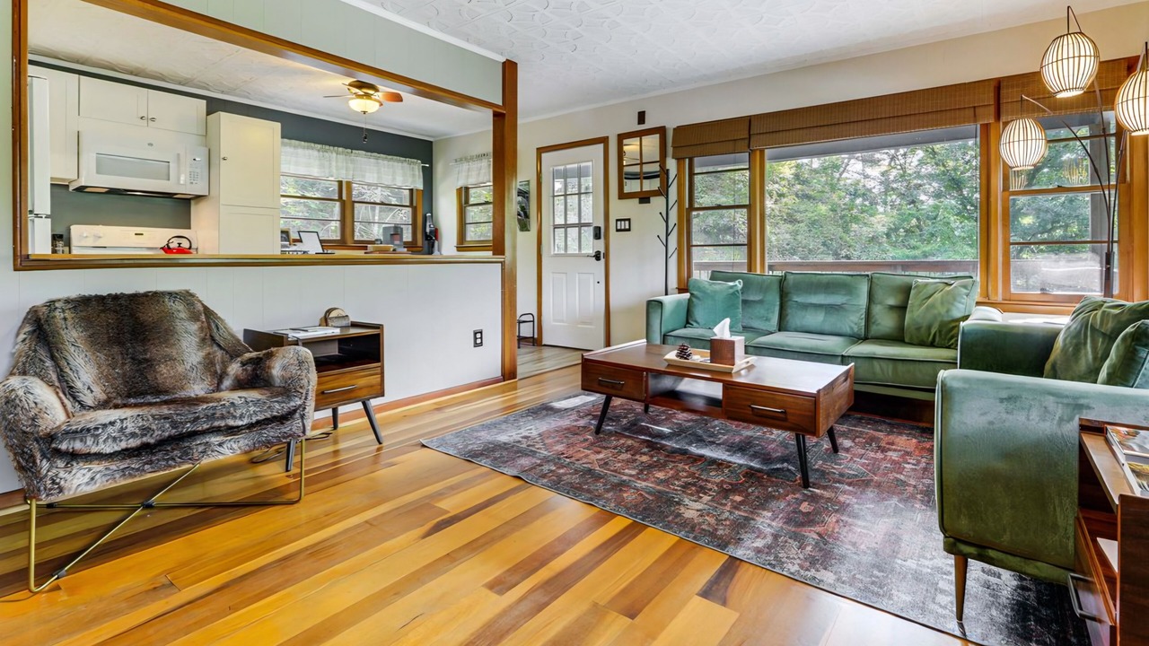 Photo of Livingroom in Sylva