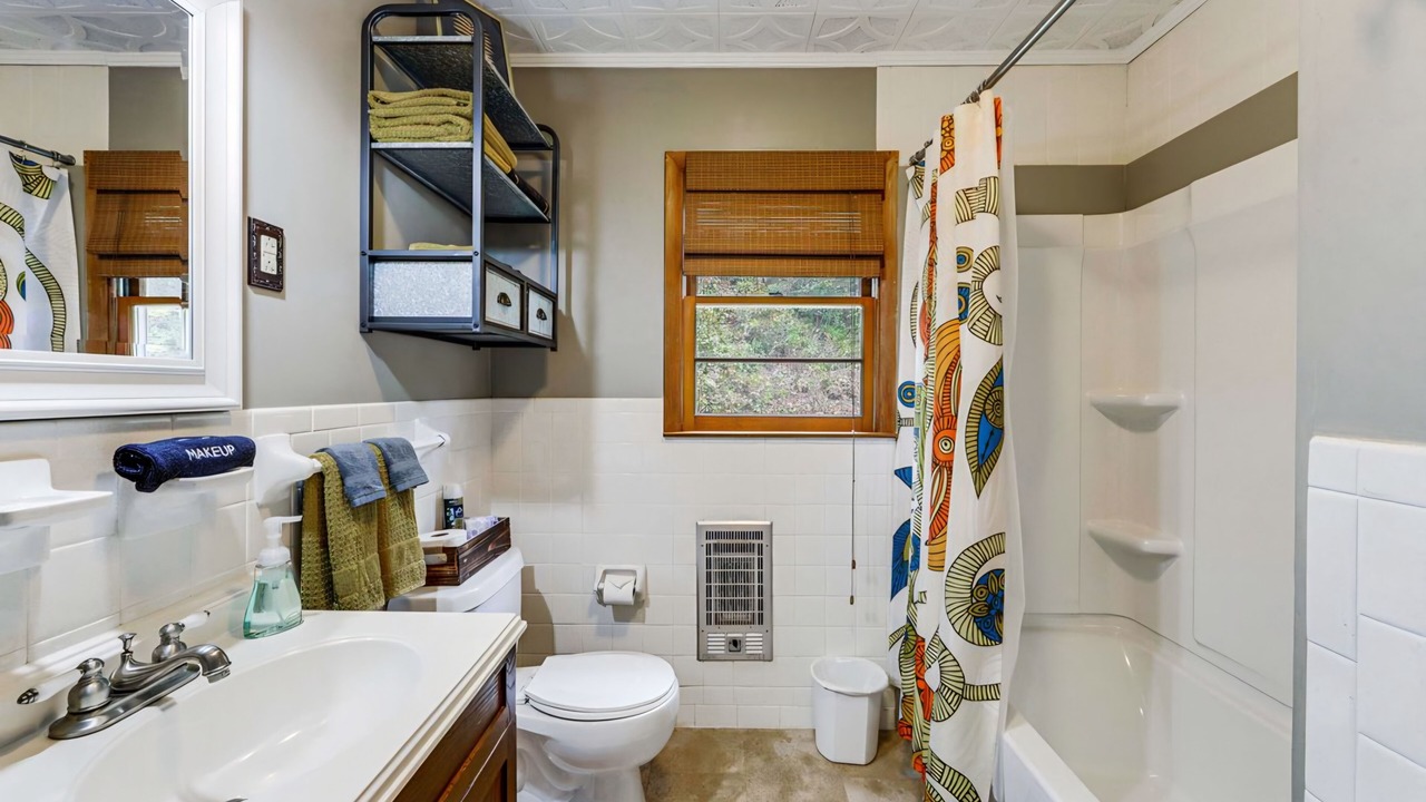 Photo of Bathroom in Sylva