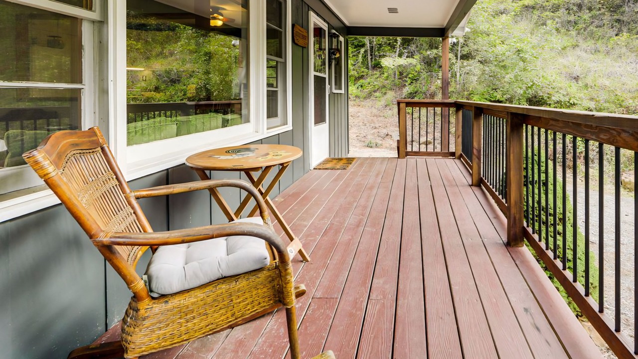 Photo of Patio Balcony in Sylva