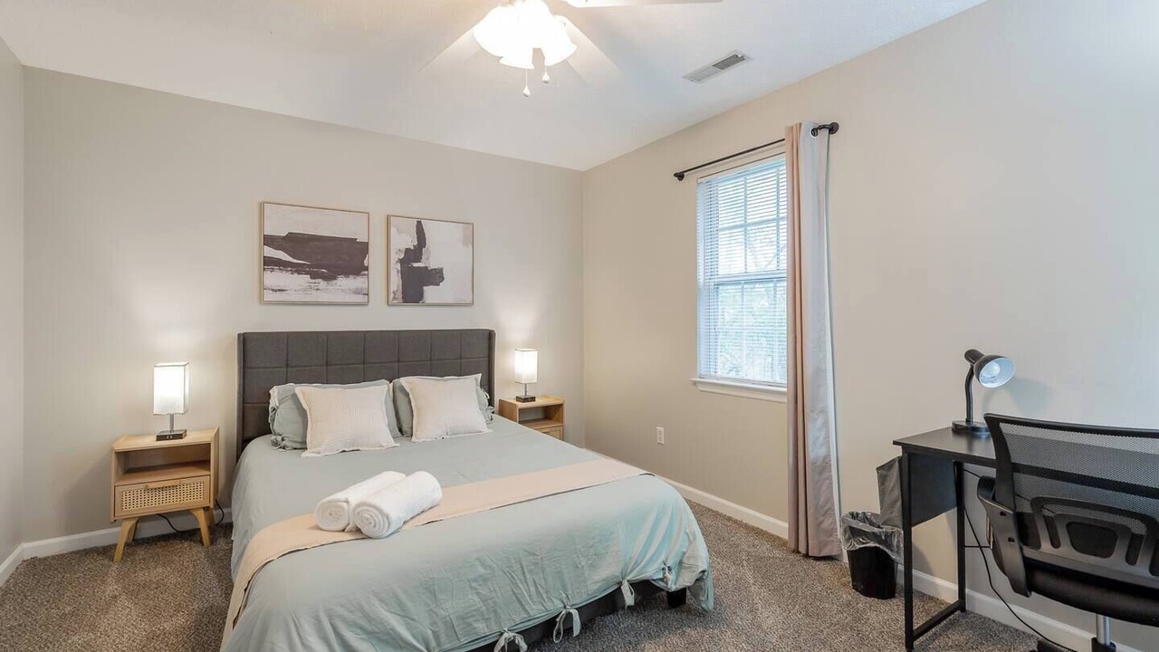 Photo of Bedroom in Lupton City