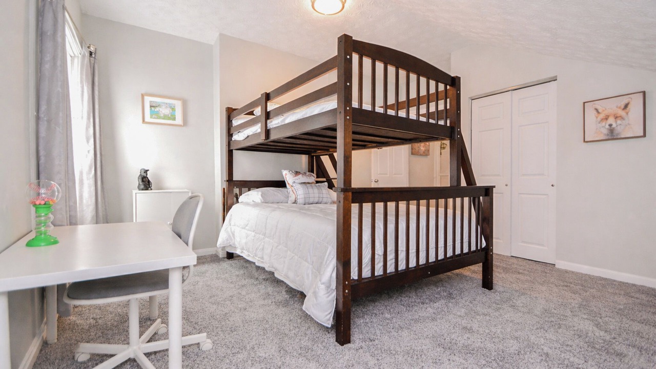 Photo of Bedroom in Park Hills