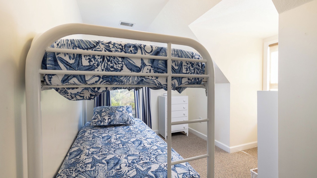 Photo of Bedroom in Colington Harbour