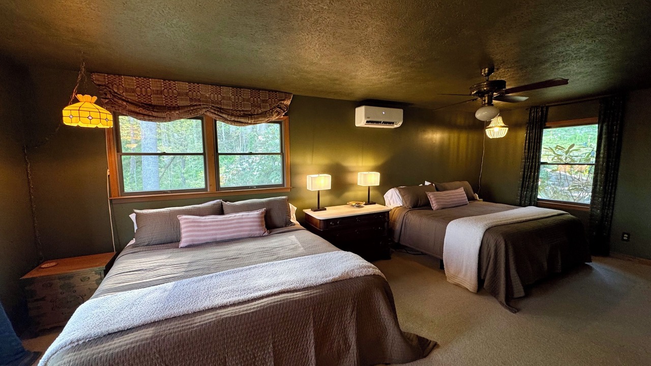 Photo of Bedroom in Asheville