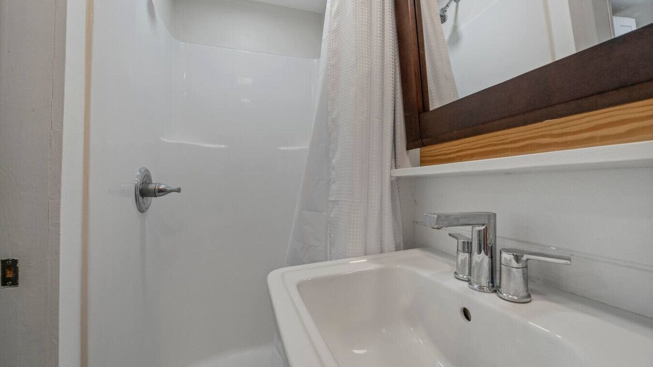 Photo of Bathroom in Morehead City