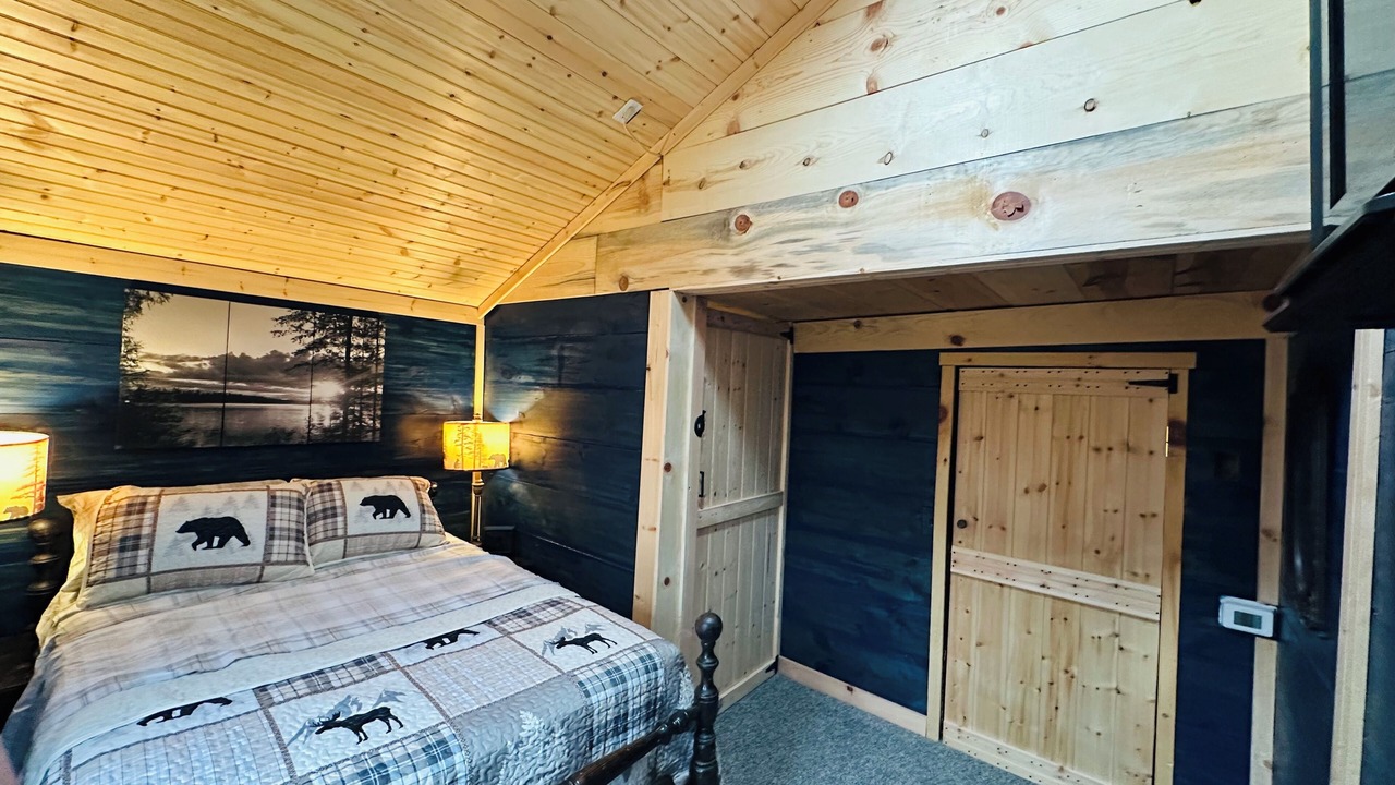 Photo of Bedroom in Byrdstown