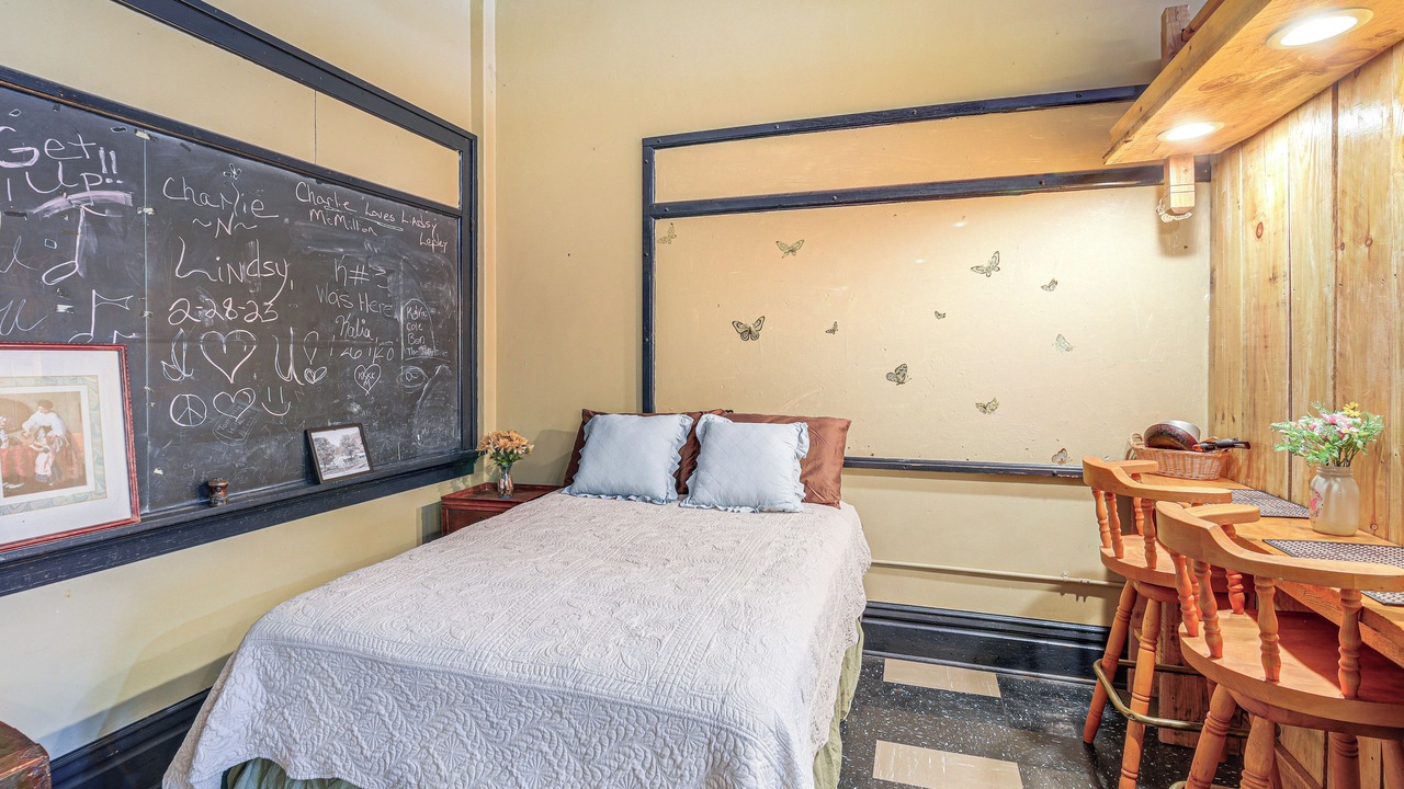 Photo of Bedroom in Wilcoe