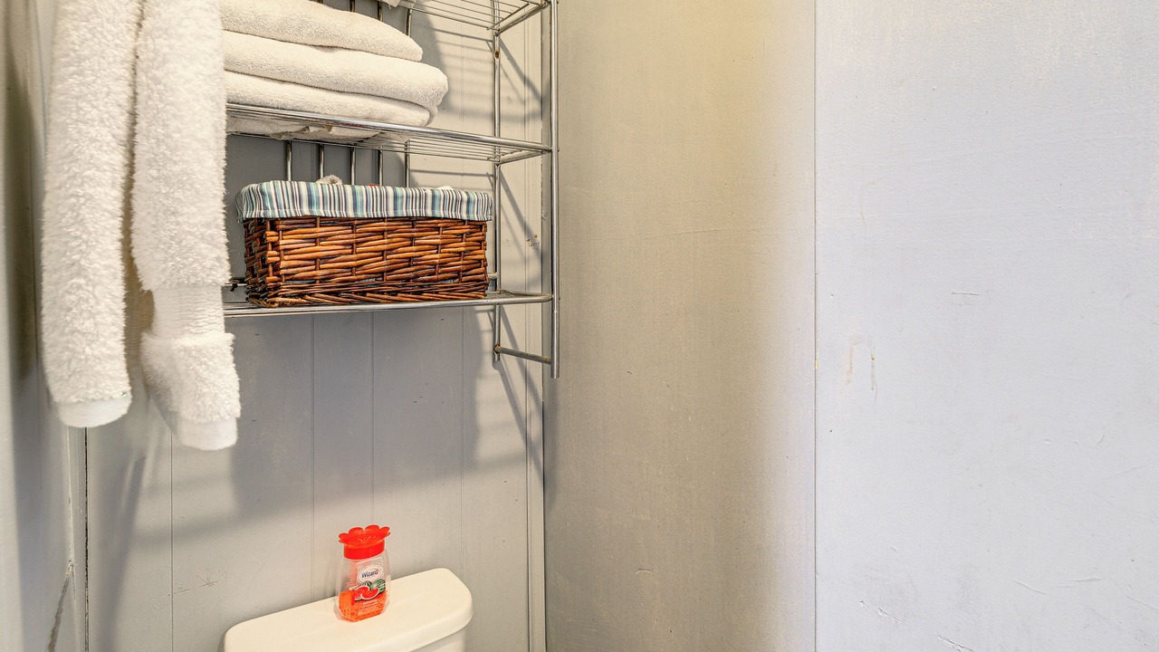Photo of Bathroom in Wilcoe