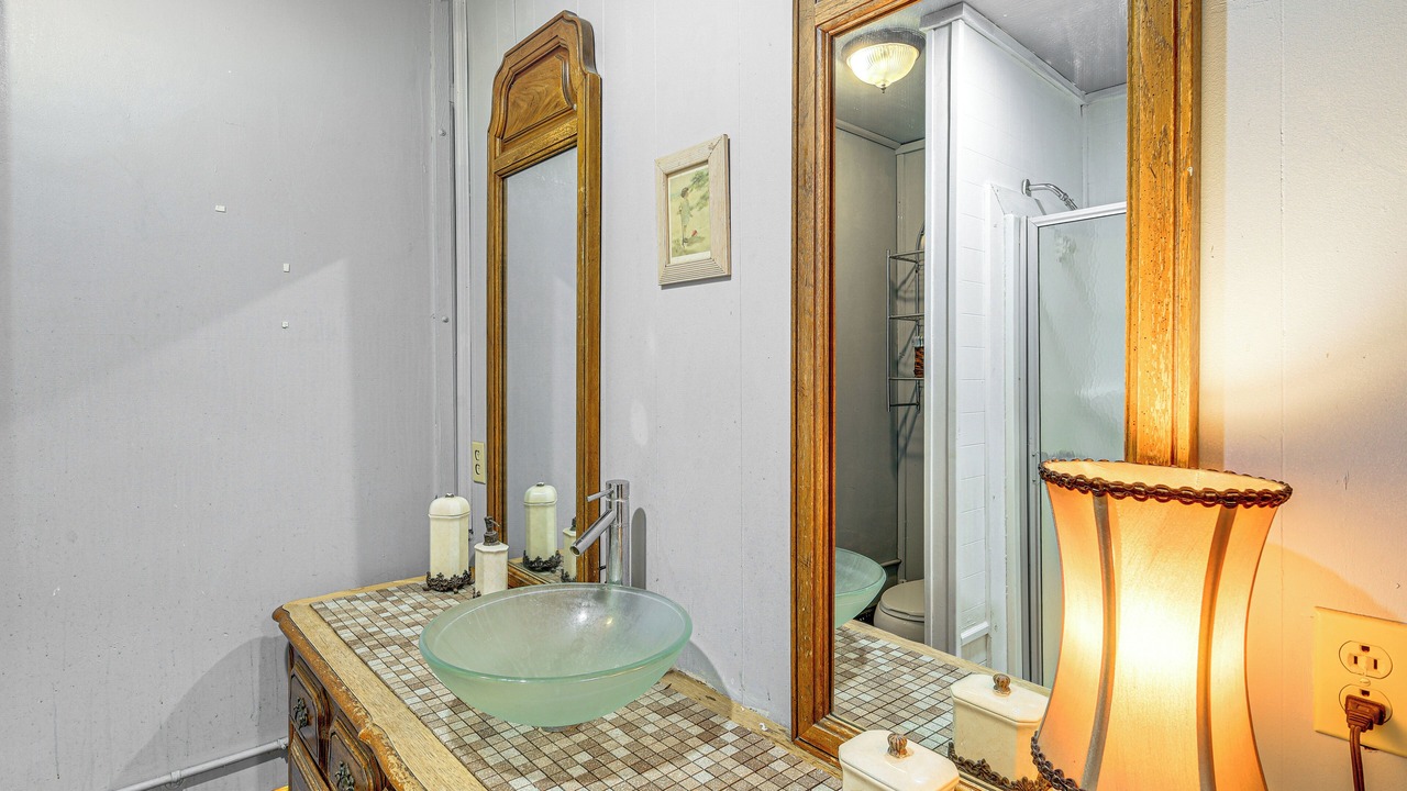 Photo of Bathroom in Wilcoe