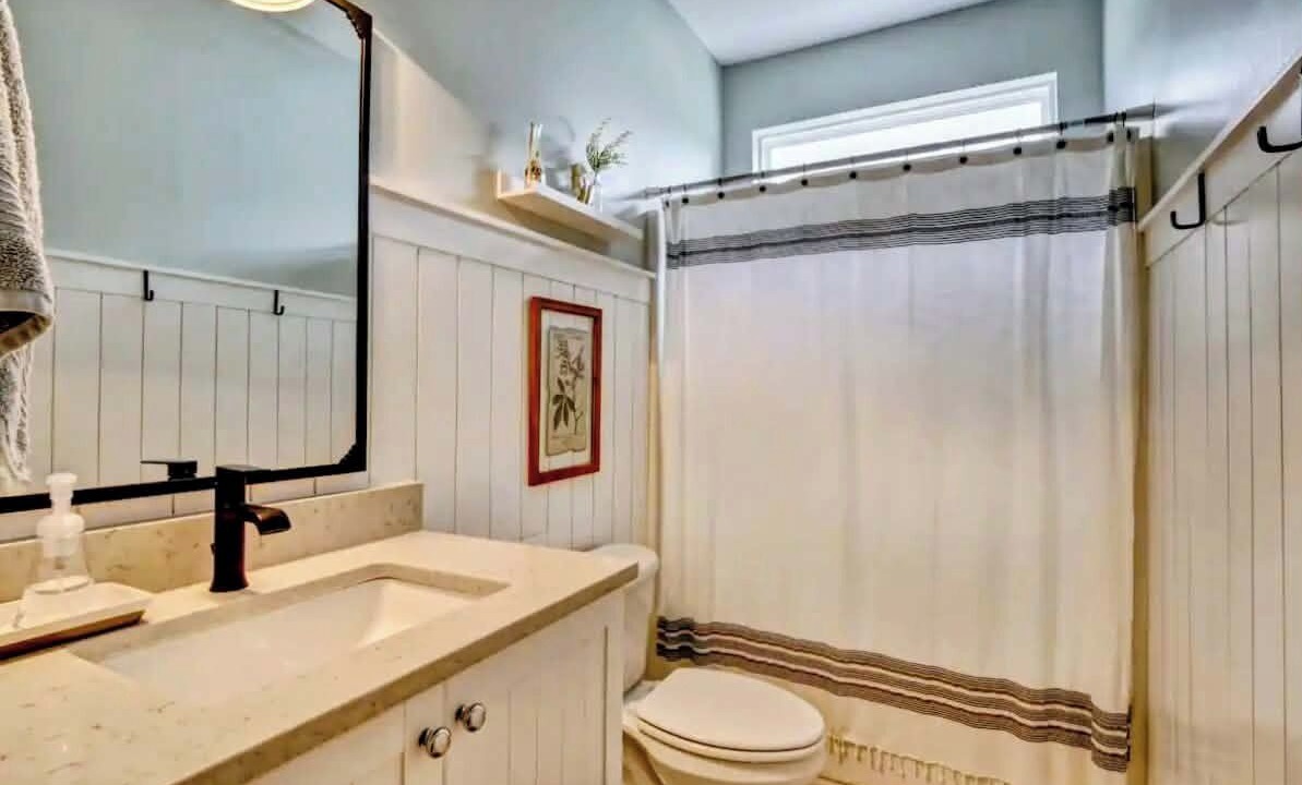 Photo of Bathroom in Wrightsville Beach