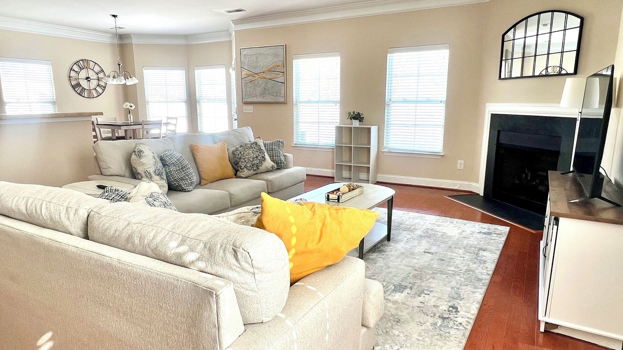 Photo of Livingroom in High Point