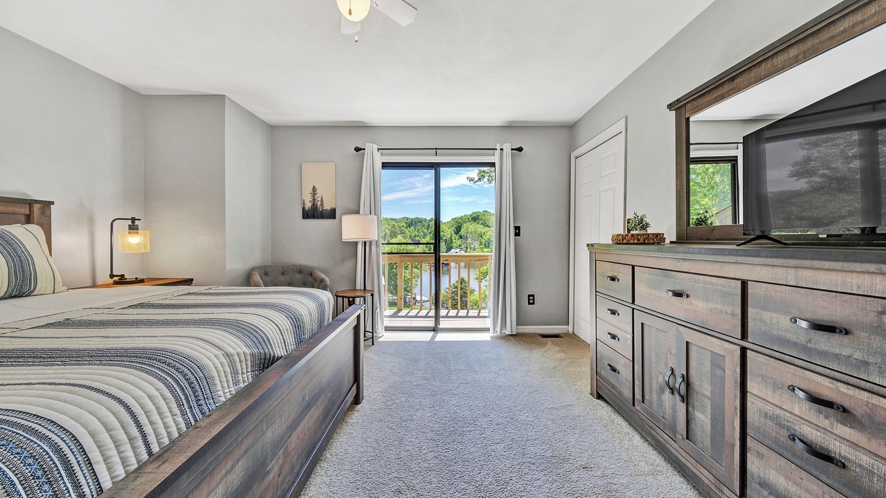 Photo of Bedroom in Goodview