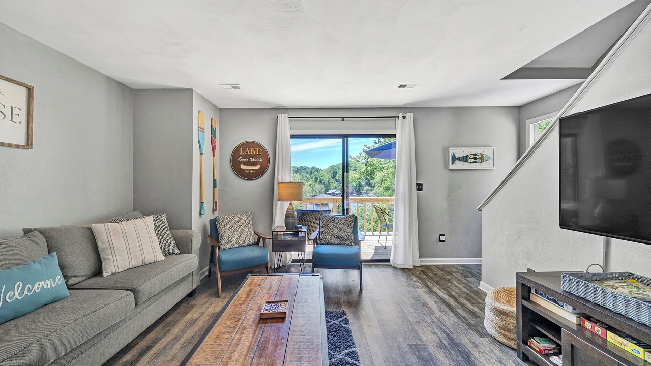 Photo of Livingroom in Goodview