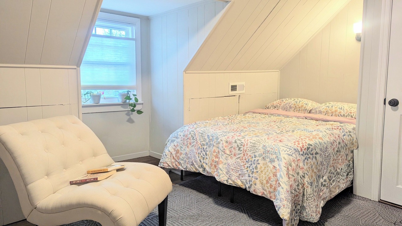 Photo of Bedroom in Mosby