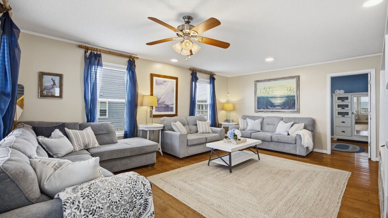 Photo of Bedroom in North Topsail Beach