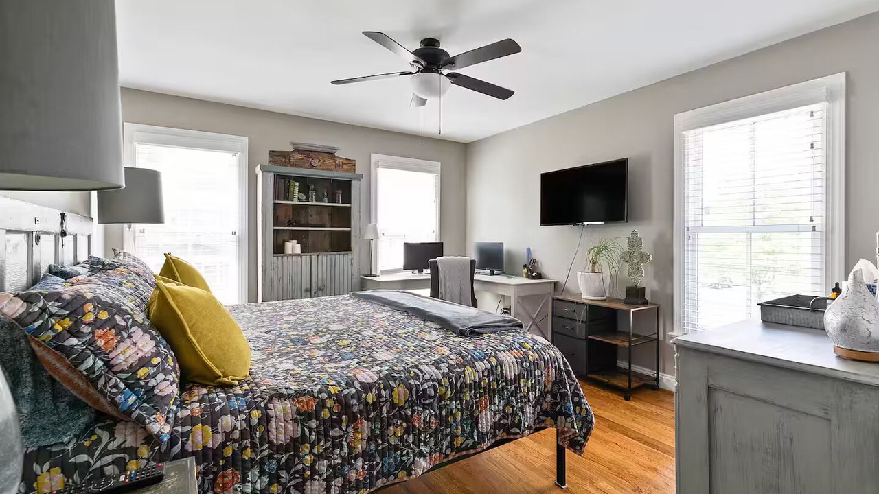 Photo of Bedroom in Church Hill