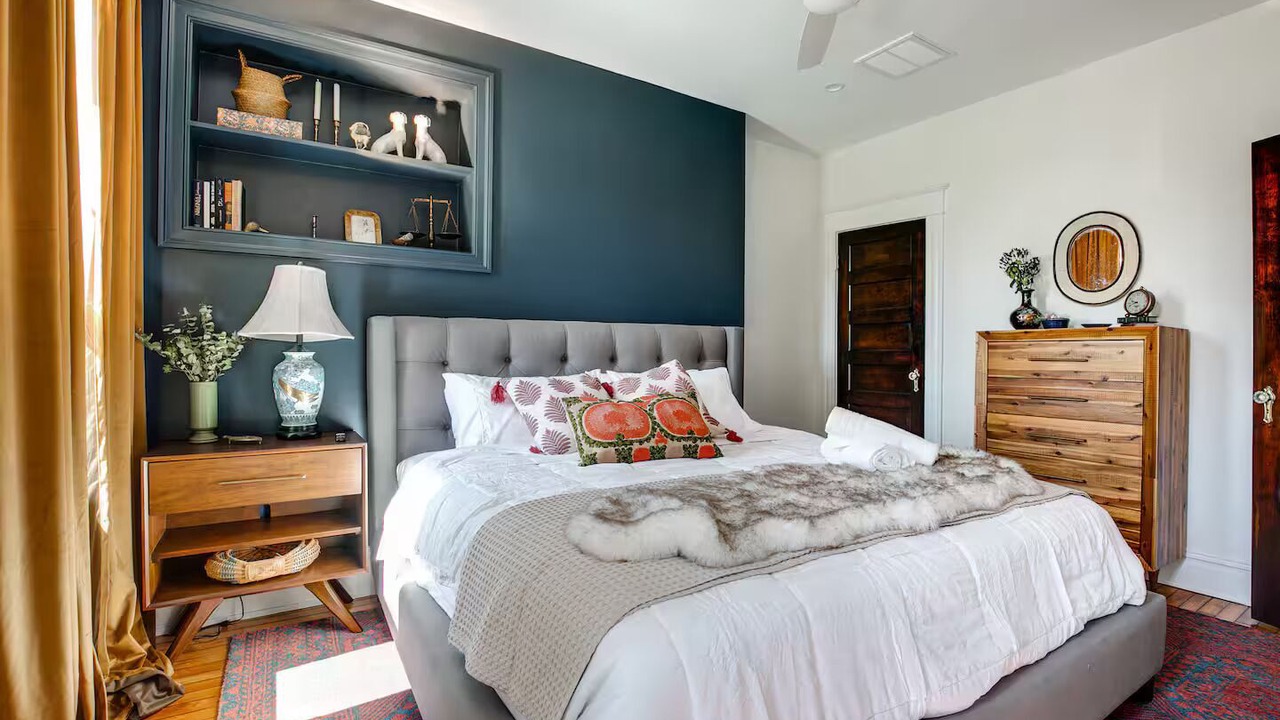 Photo of Bedroom in Museum District