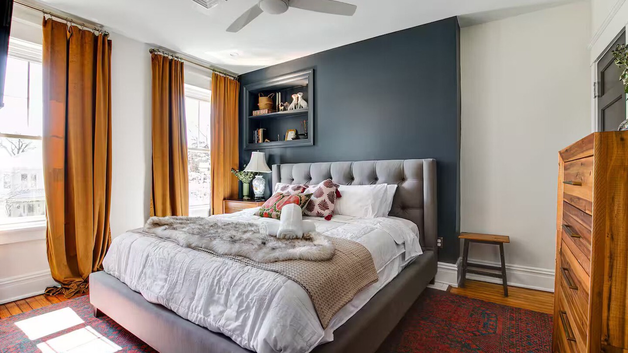 Photo of Bedroom in Museum District