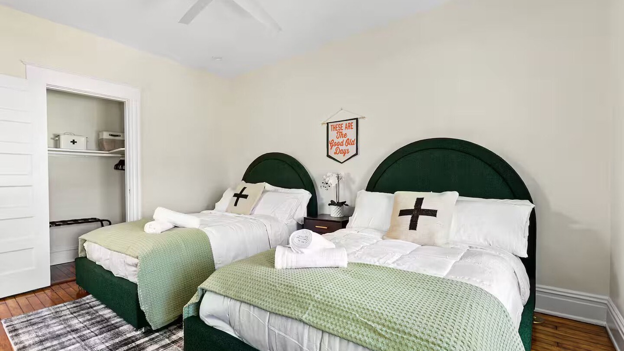 Photo of Bedroom in Museum District