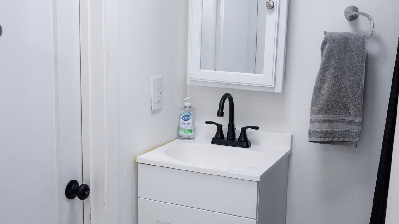 Photo of Bathroom in Lupton City