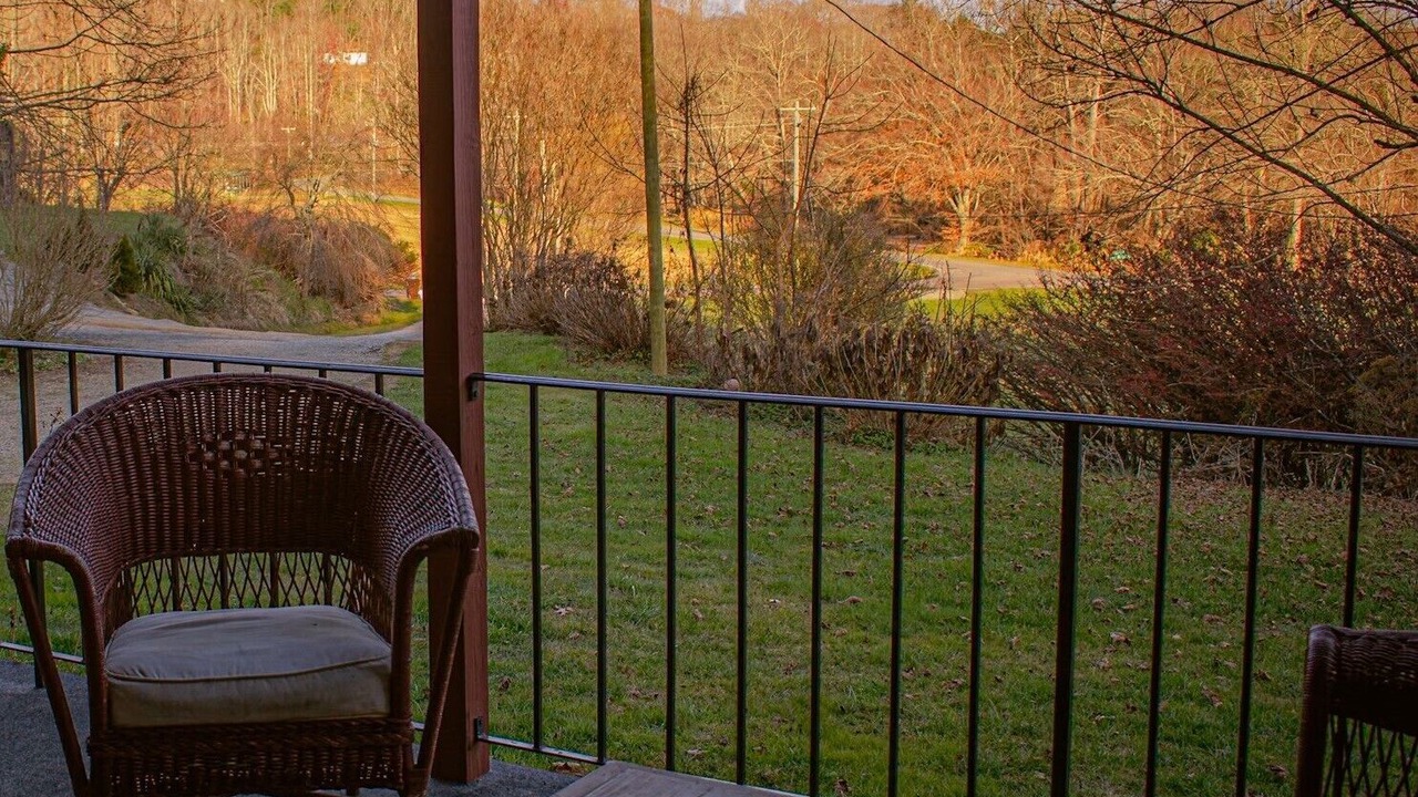 Photo of Patio Balcony in Horse Shoe