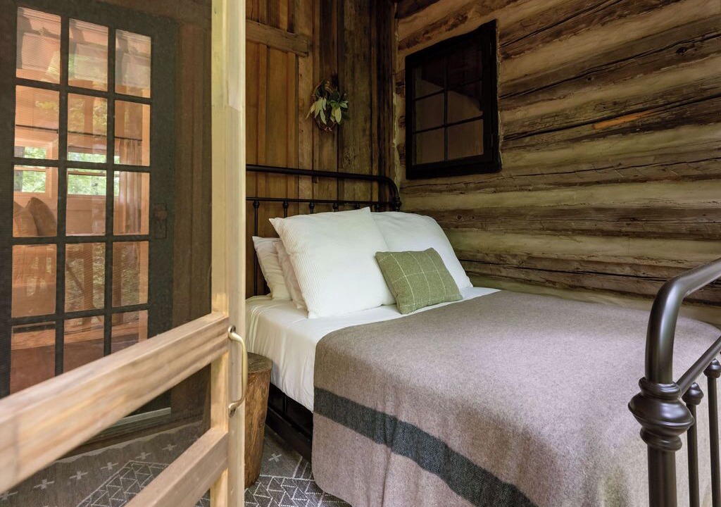 Photo of Bedroom in Montreat