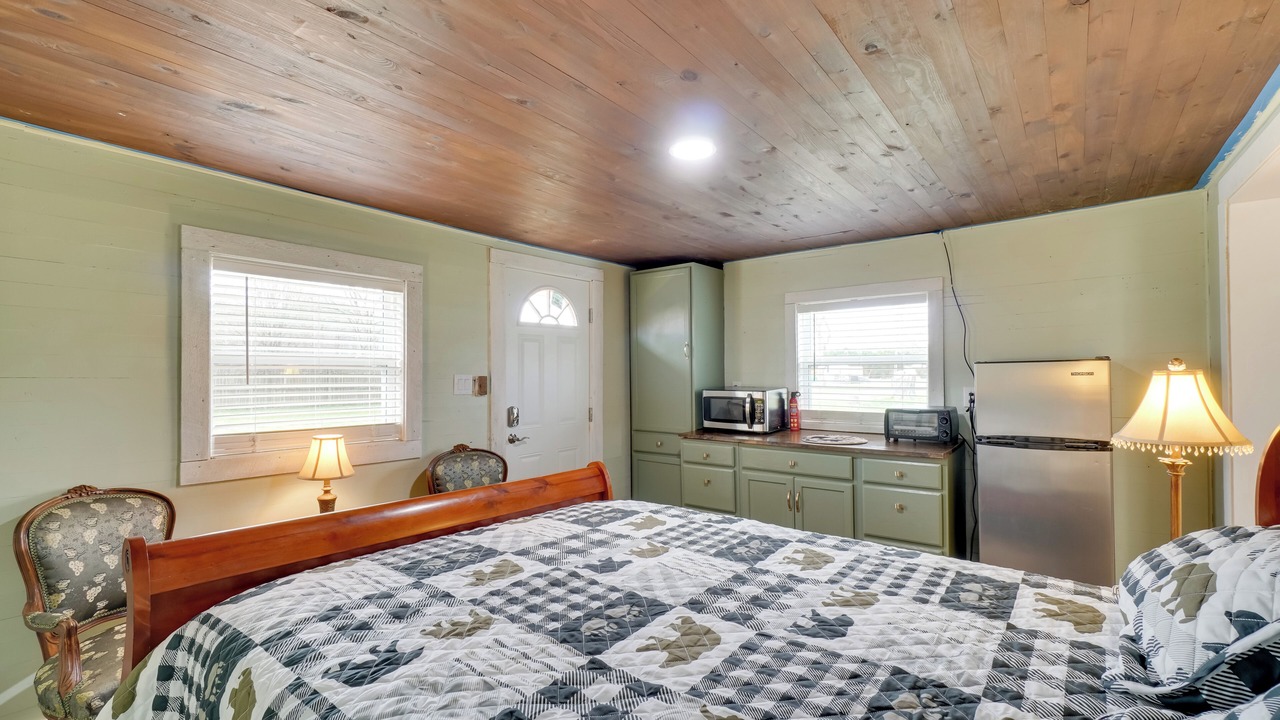 Photo of Bedroom in Townsend