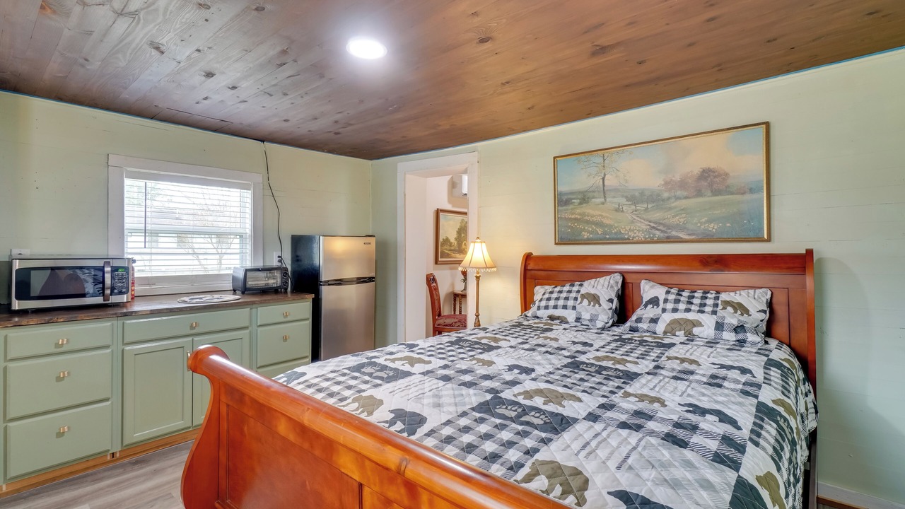 Photo of Bedroom in Townsend