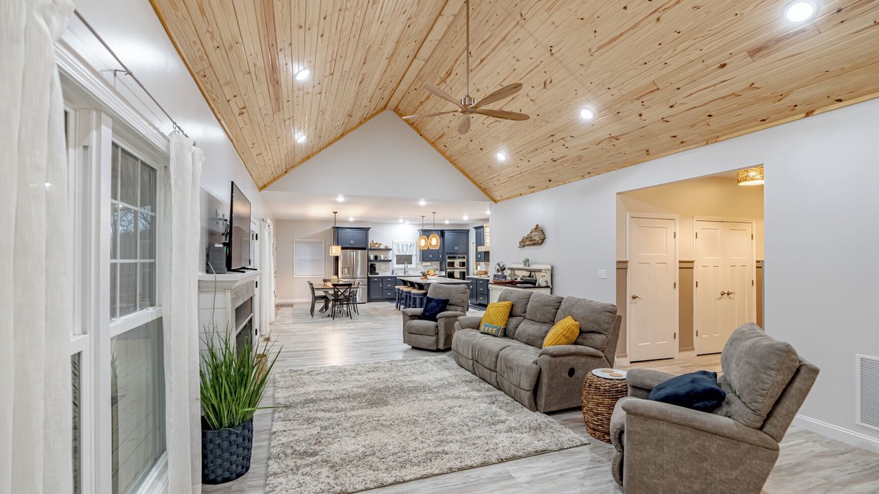 Photo of Livingroom in Leitchfield