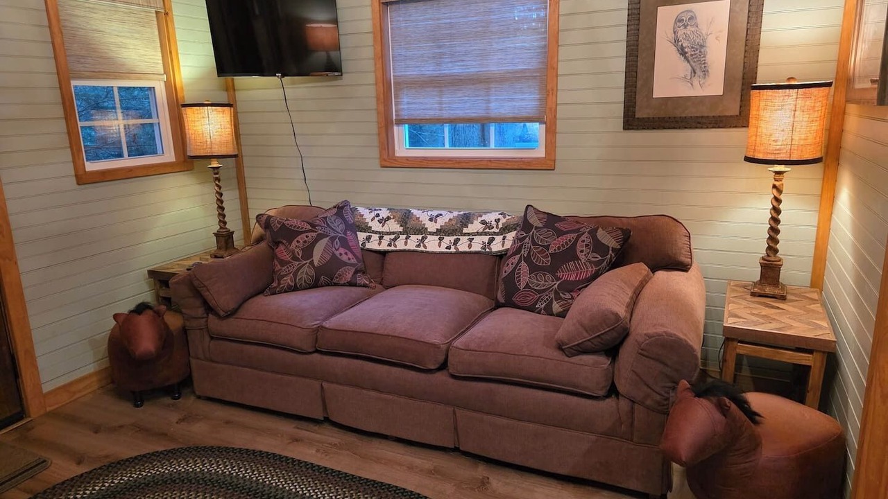 Photo of Livingroom in Jamestown