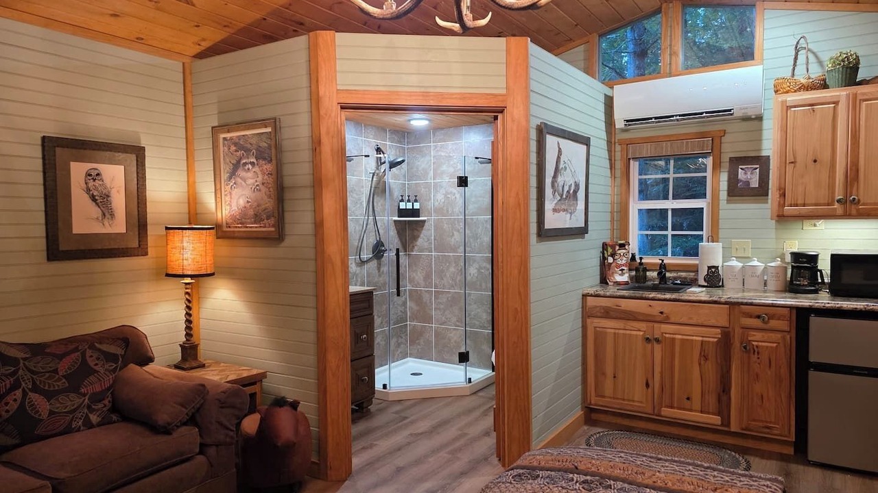 Photo of Bedroom in Jamestown
