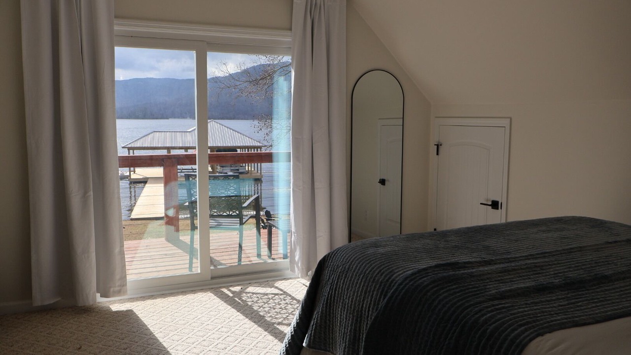 Photo of Bedroom in Whiteside