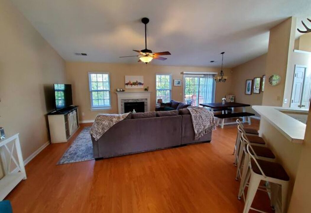 Photo of Livingroom in Paw Creek