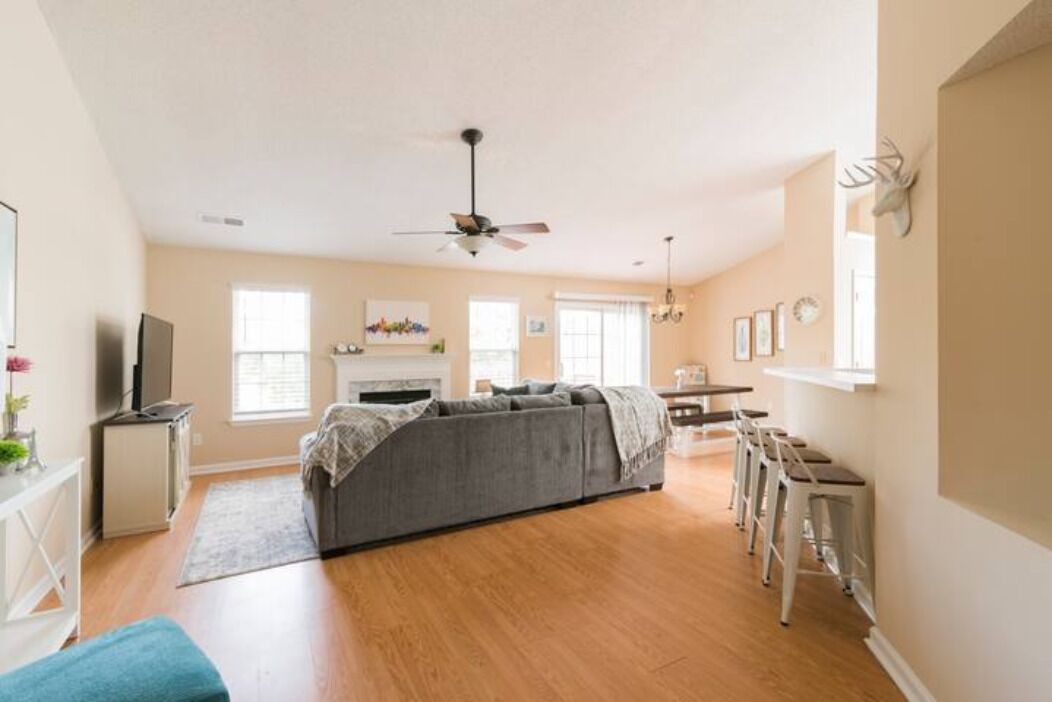 Photo of Livingroom in Paw Creek