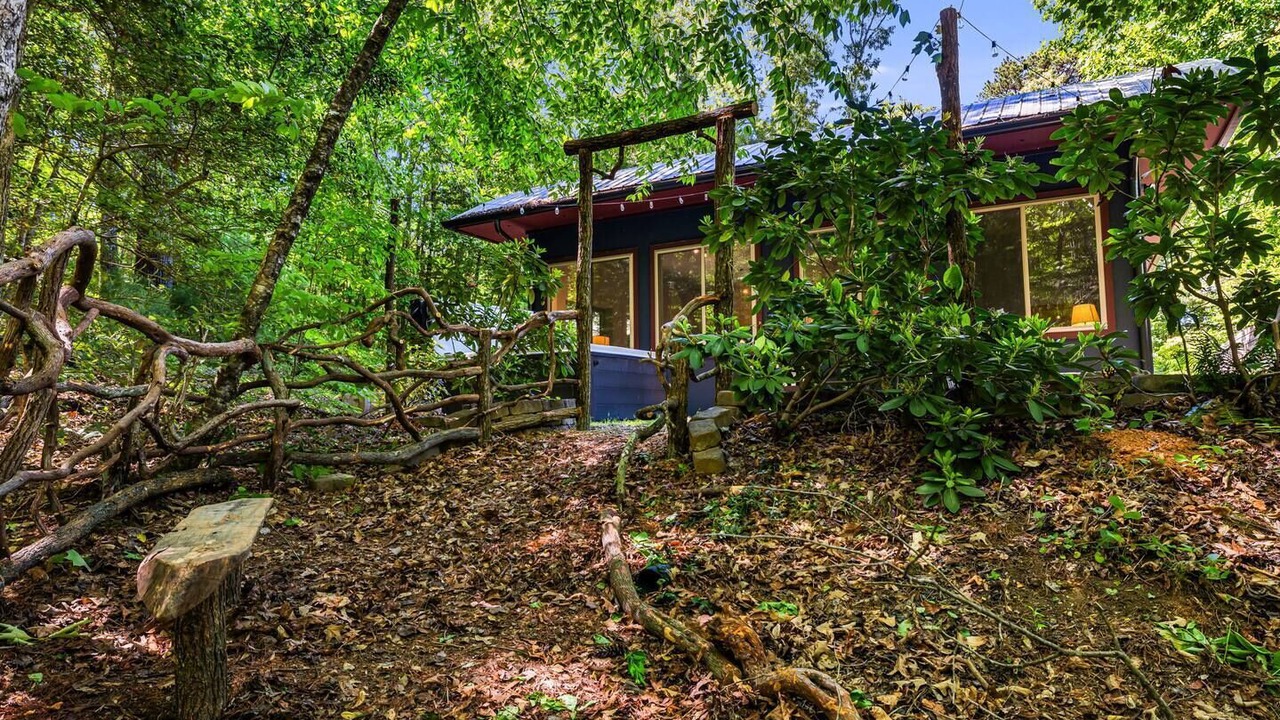 Photo of Outdoor in Bent Creek