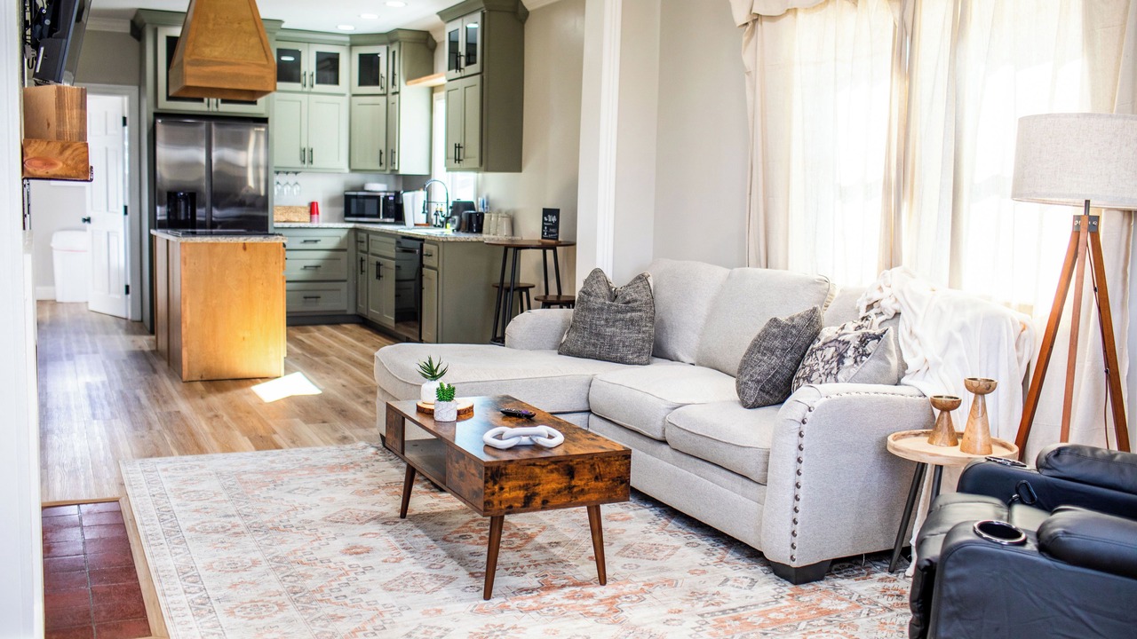 Photo of Livingroom in Cannon
