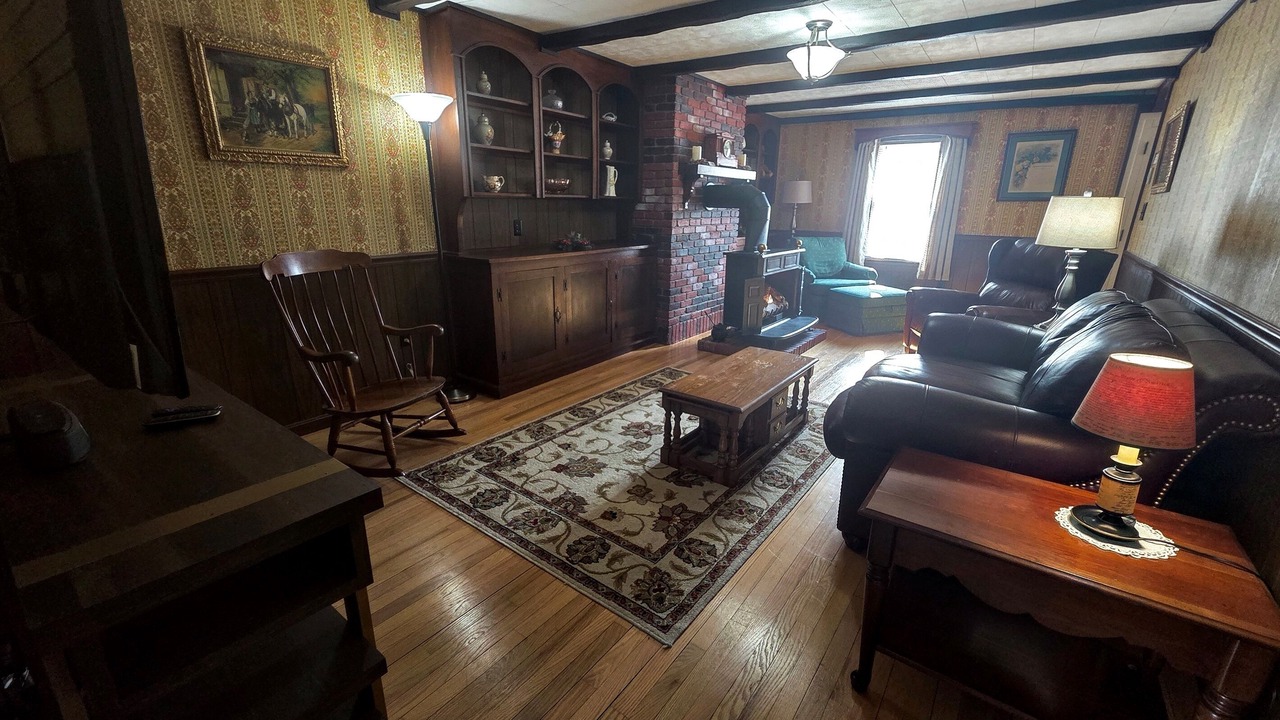 Photo of Livingroom in Luray