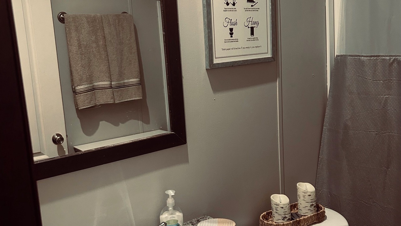 Photo of Bathroom in Benton