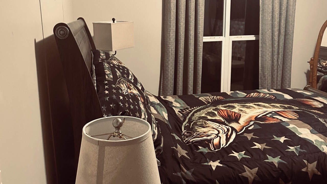 Photo of Bedroom in Benton