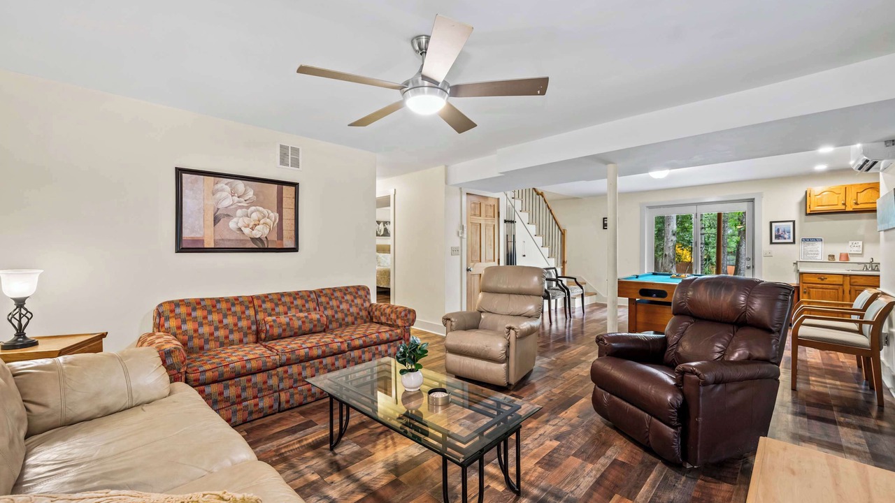 Photo of Bedroom in Royal Pines